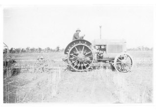 Hymus collection: Bert Hymus on tractor