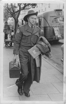 CECIL RAY HINKLEY World War II